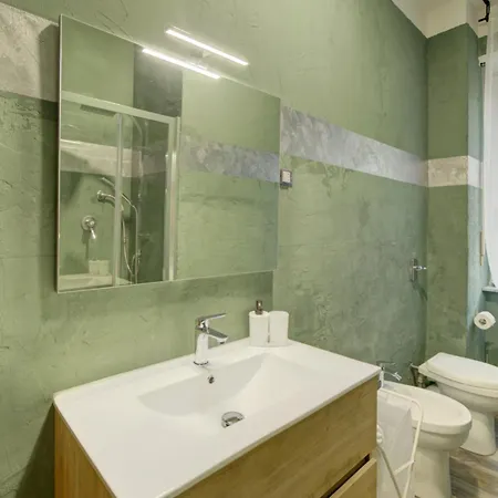 아파트 North Escape